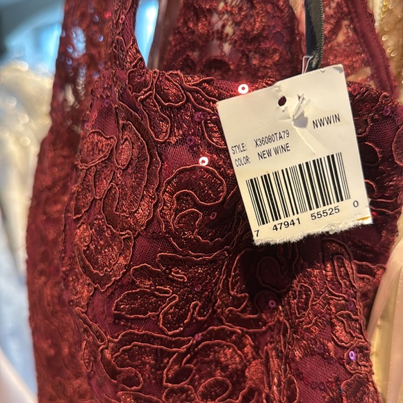 Say Yes to the Prom Juniors' Illusion Embroidered High-Low Gown Size 7 NWT - Picture 2 of 3